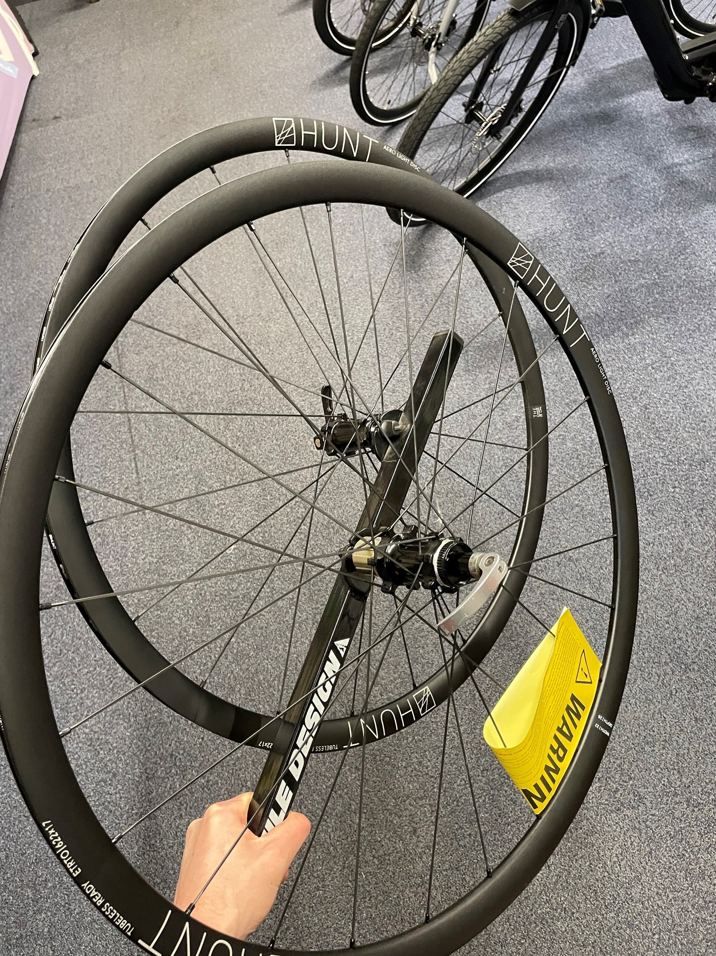 HUNT Aero Light Disc Wheelset