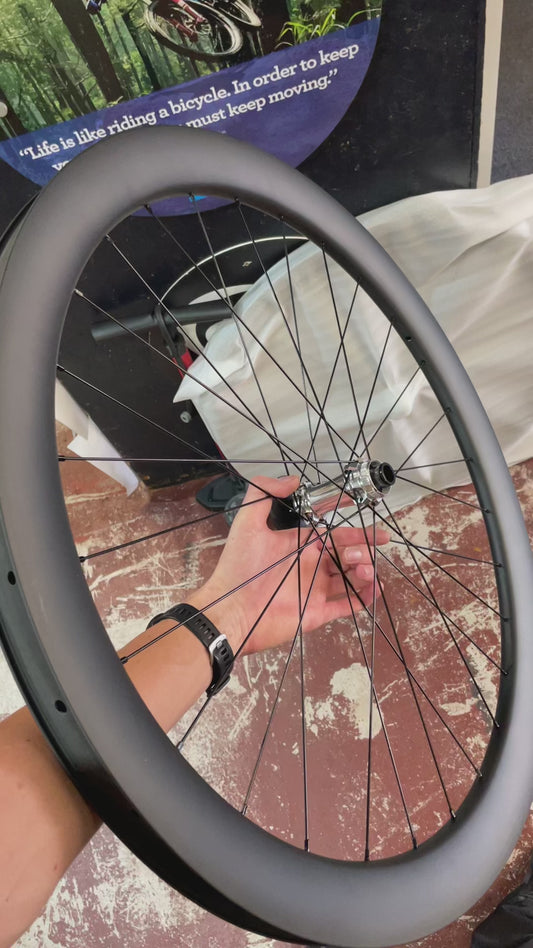 Super light 32 inch wheelset 50mm deep mtb xc/ gravel wheelset UK stock next day shipping available tubeless ready